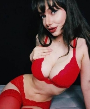 Мои услуги насыщены нежностью и энергией 🌟. Живу в Москве и предлагаю разнообразные встречи, созданные специально для тебя. Моя красота и опыт покорили уже многих мужчин. Лови мои фото и убедись в этом 🔥. Я обещаю тебе незабываемые впечатления и эмоции, которые ты никогда не забудешь. Жду тебя, мой хороший! 💋 4010, 29 лет